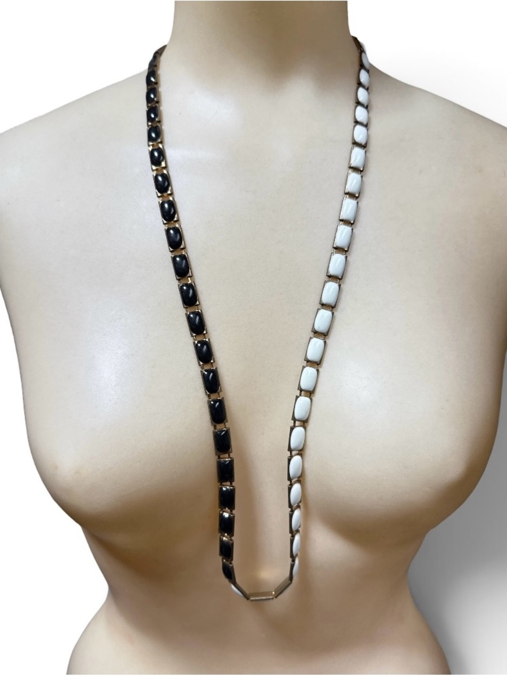 JewelMint Kate Bosworth Black White Mod Cabochon Long Statement Necklace 32”